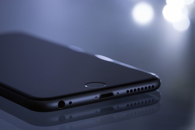 スマホ 保険 不要 Apple care 不要